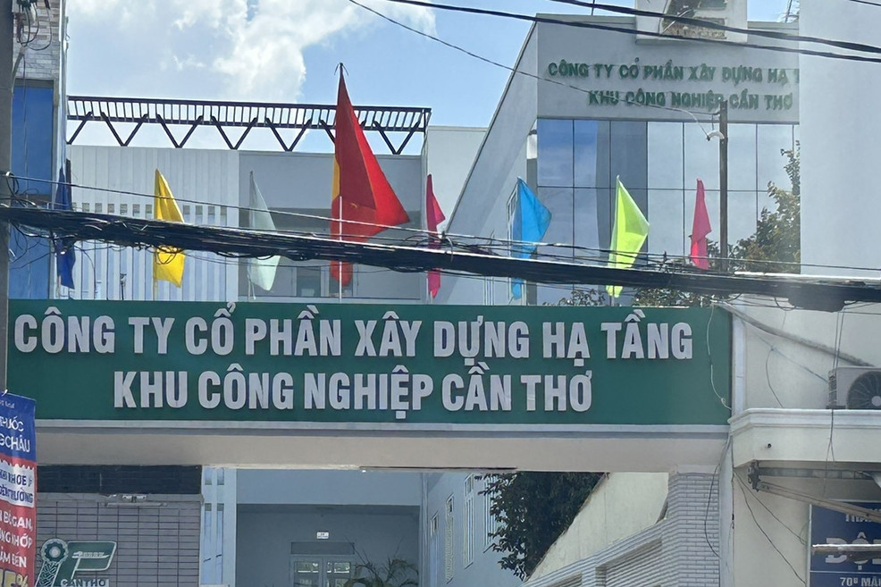 Thay đổi tội danh của bị can tặng quà cựu Bí thư, Chủ tịch Cần Thơ cũ