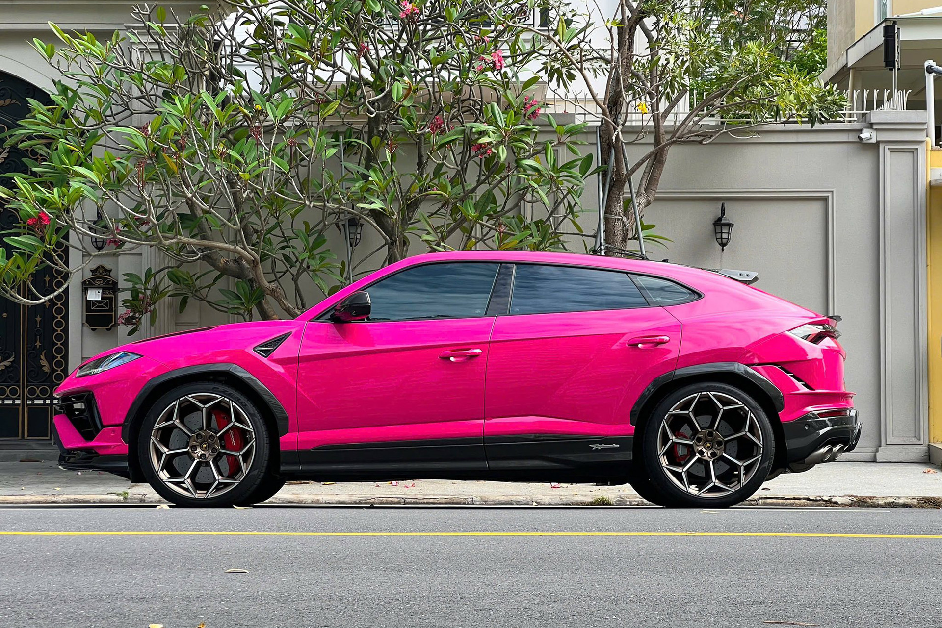 urus performante 3.jpg