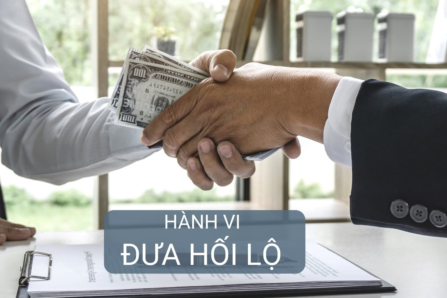 Vợ chồng cựu cán bộ Văn phòng Chính phủ bị đề nghị truy tố vì nhận tiền DN