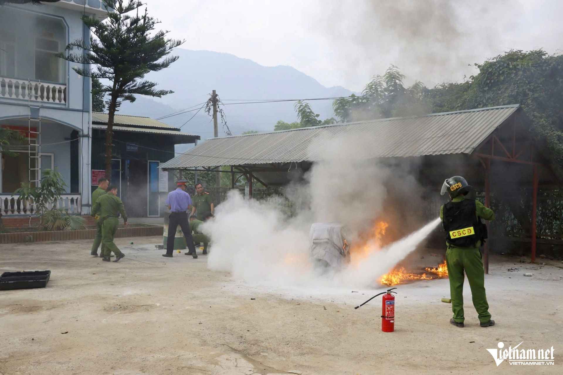 W-14. Tin PCCC Châu siết chặt phòng cháy chữa cháy mùa hanh khô 2025.jpg