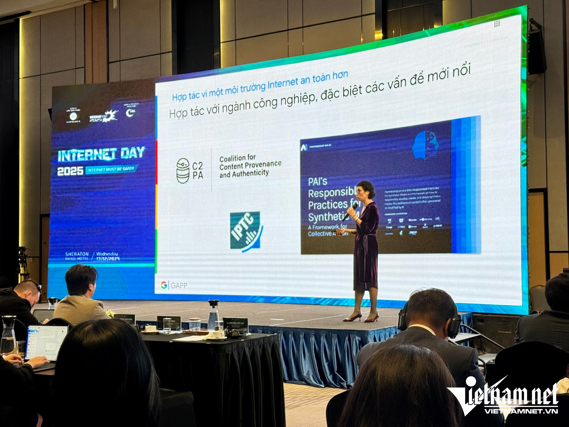 W-google internet day.jpg