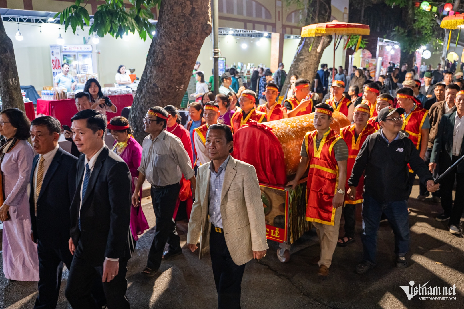 W-lễ hội ẩm thực.jpg