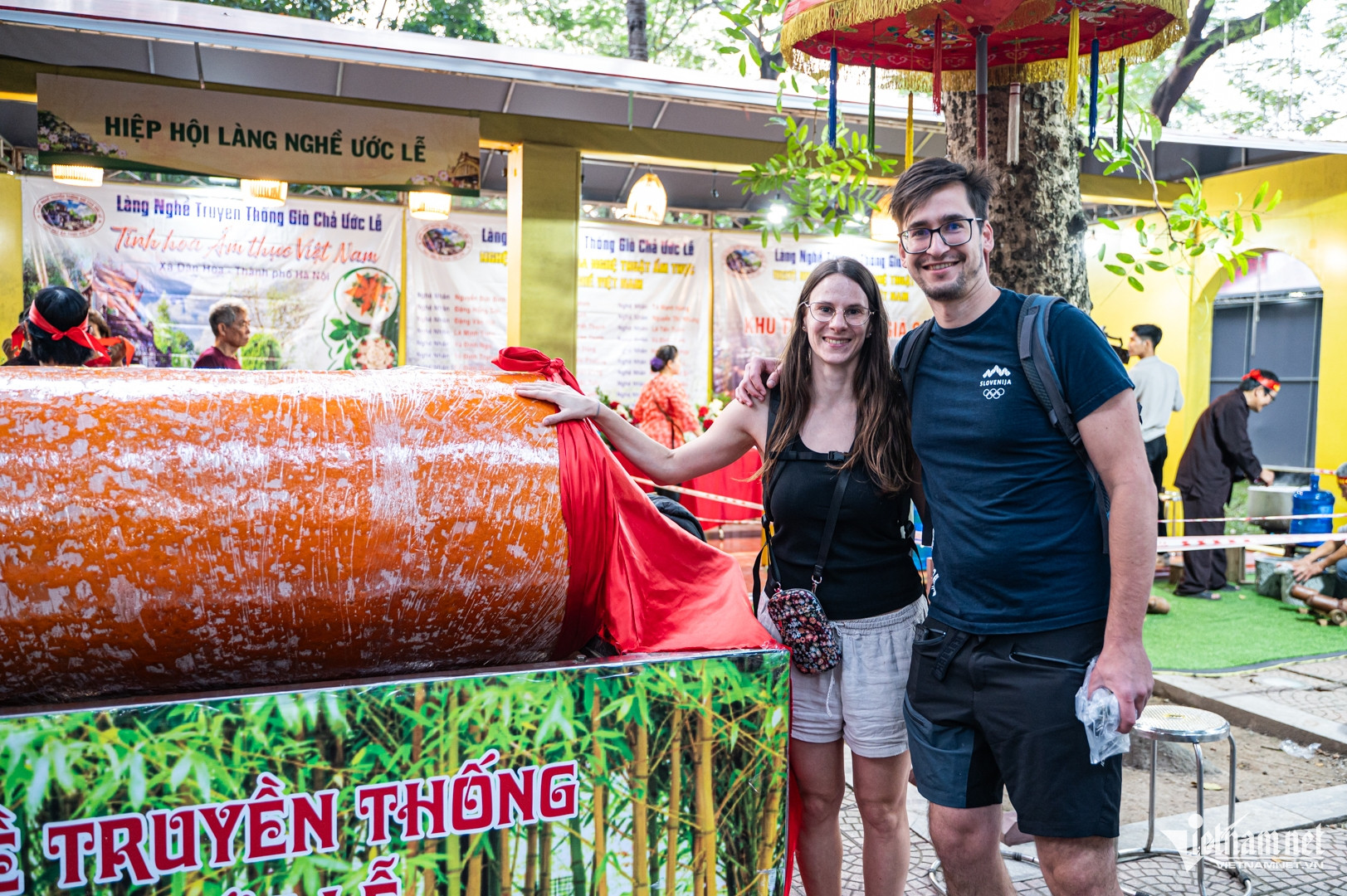 W-lễ hội ẩm thực.jpg