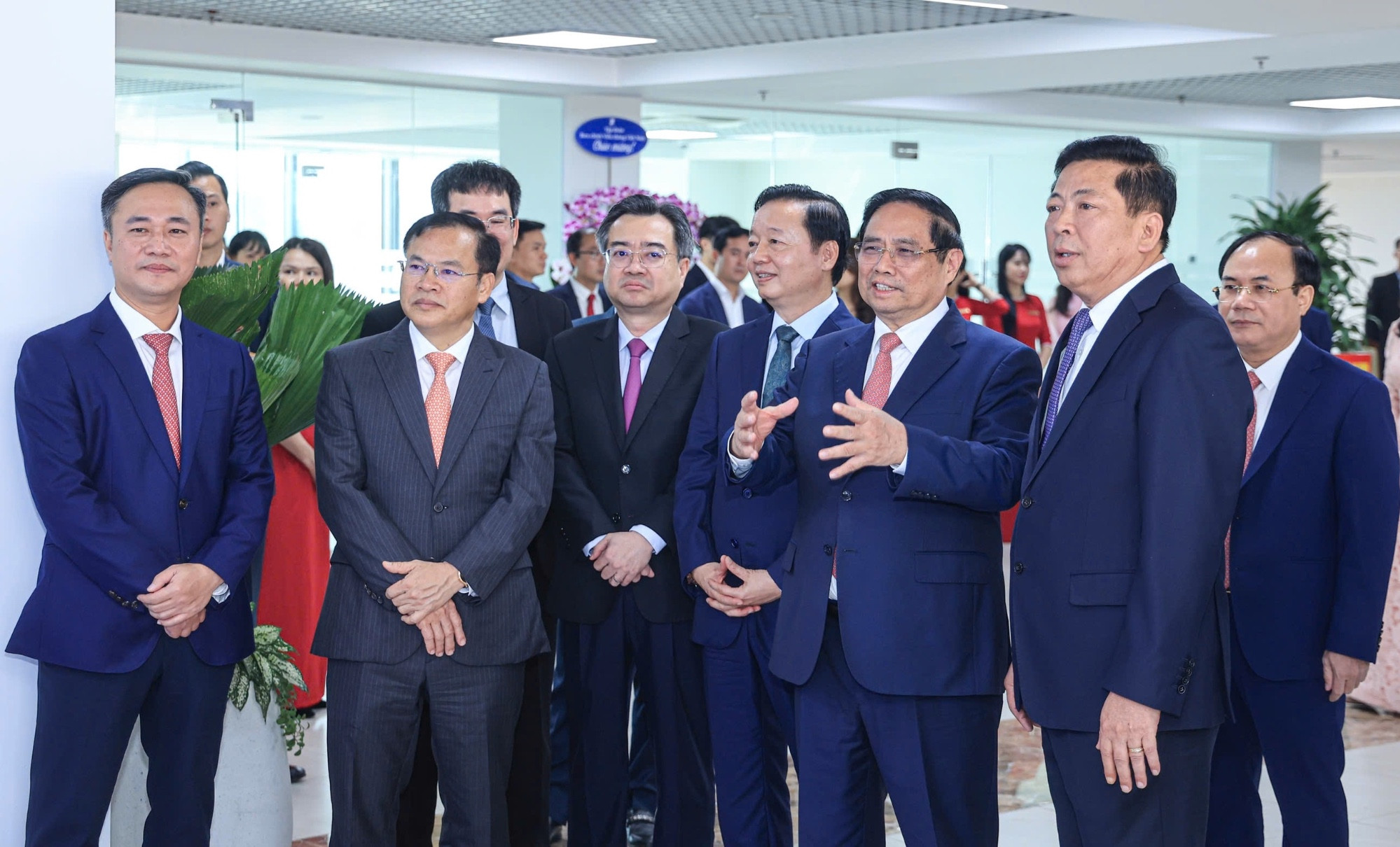 Ảnh Thủ tướng 1.jpg