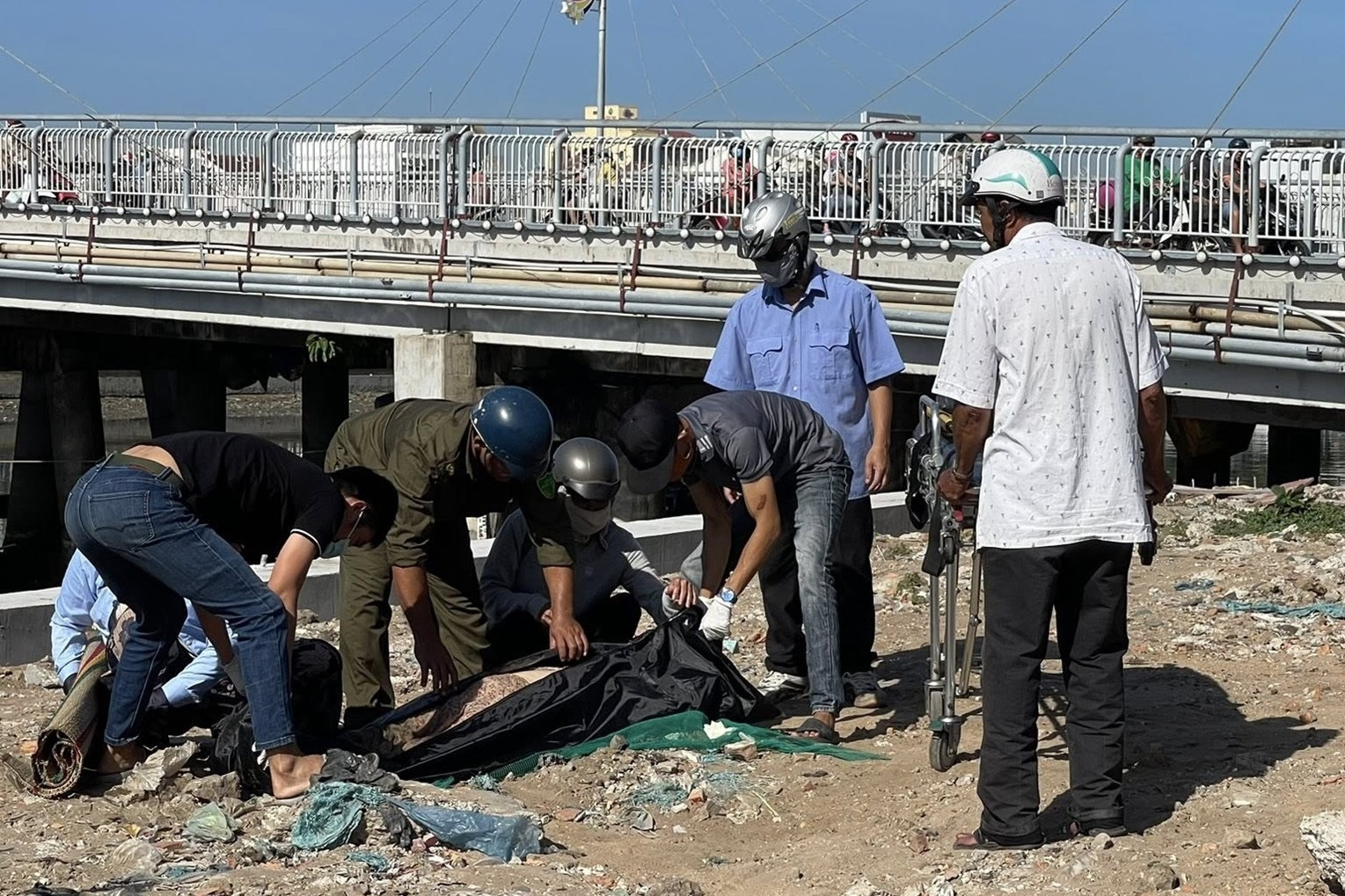 Điều tra vụ cụ bà 88 tuổi được phát hiện tử vong trên sông Cà Ty