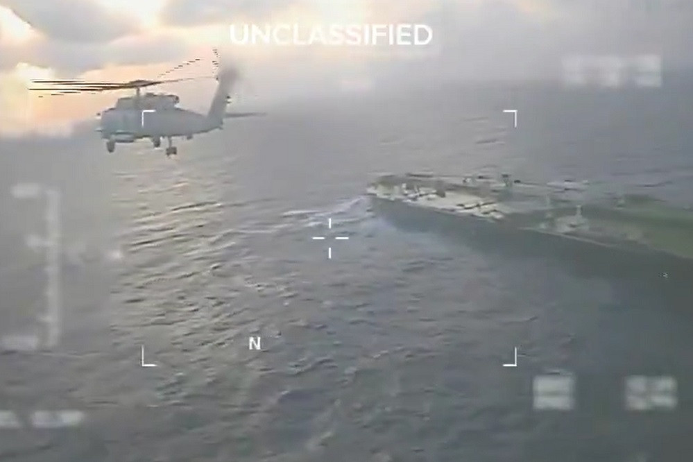 Mỹ chặn bắt thêm tàu chở dầu ở ngoài khơi Venezuela