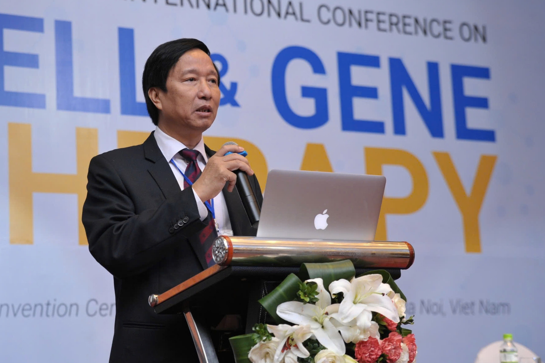 Những nhà khoa học như “ngọn hải đăng” thắp sáng con đường Việt Nam đi lên