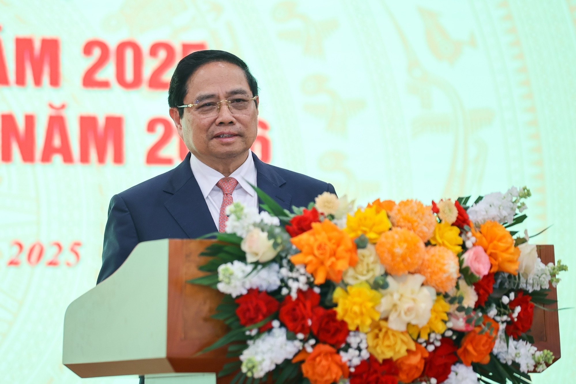 Thủ tướng Phạm Minh Chính: Bộ Xây dựng cần tập trung thực hiện '5 bảo đảm' và '6 đột phá'