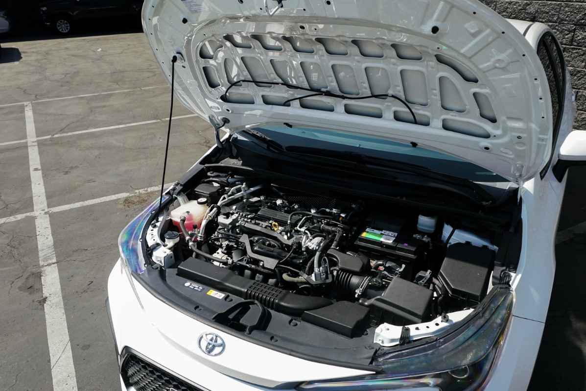  Toyota Corolla 2020 rò nước làm mát, chủ xe nhận hóa đơn sửa báo giá 'trên Trời' 