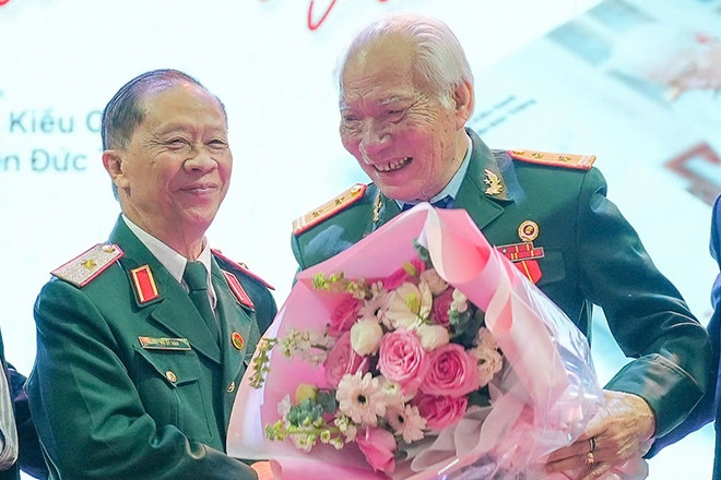 Vị nhạc sĩ 84 tuổi xúc động hồi tưởng về Trường Sơn ác liệt