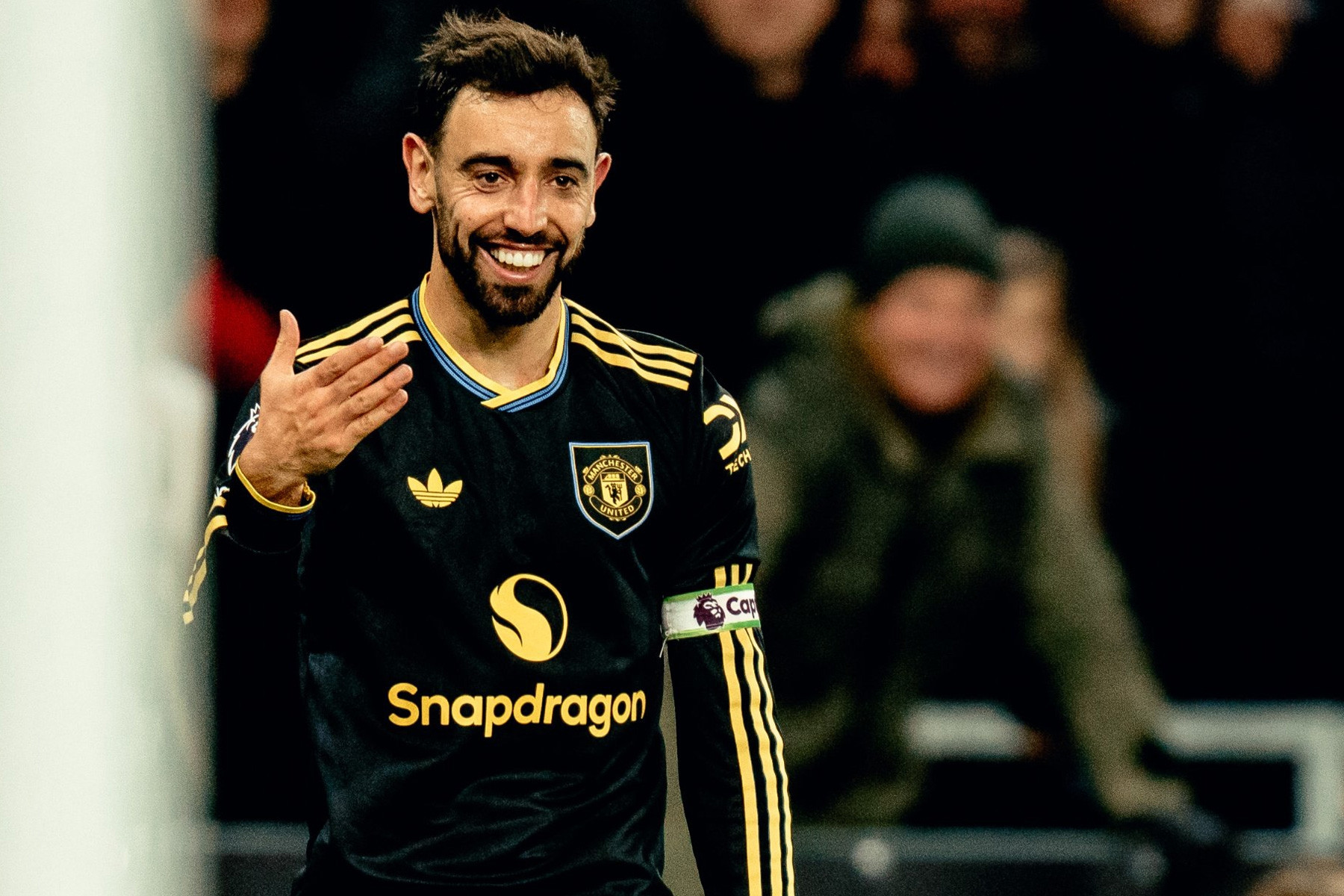 Bayern Munich vung tiền chiêu mộ Bruno Fernandes