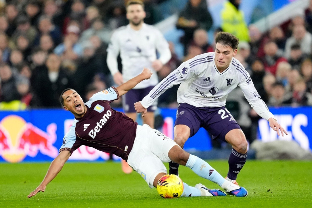 Cầu thủ dính 'lời nguyền' cứ ra sân là MU thua trận