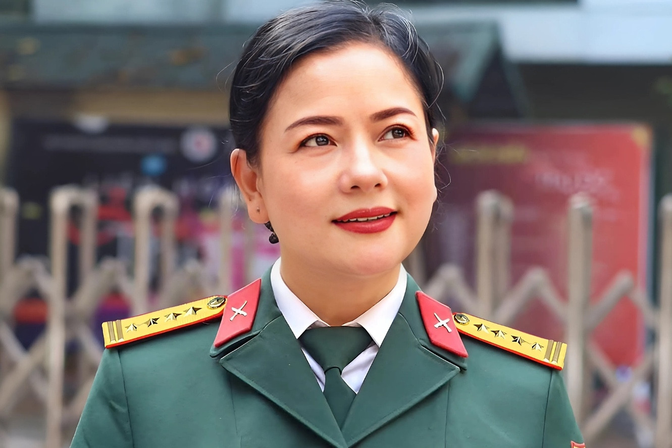  Dàn diễn viên khoác áo lính: Người mang hàm Đại tá, người là NSND nổi tiếng 