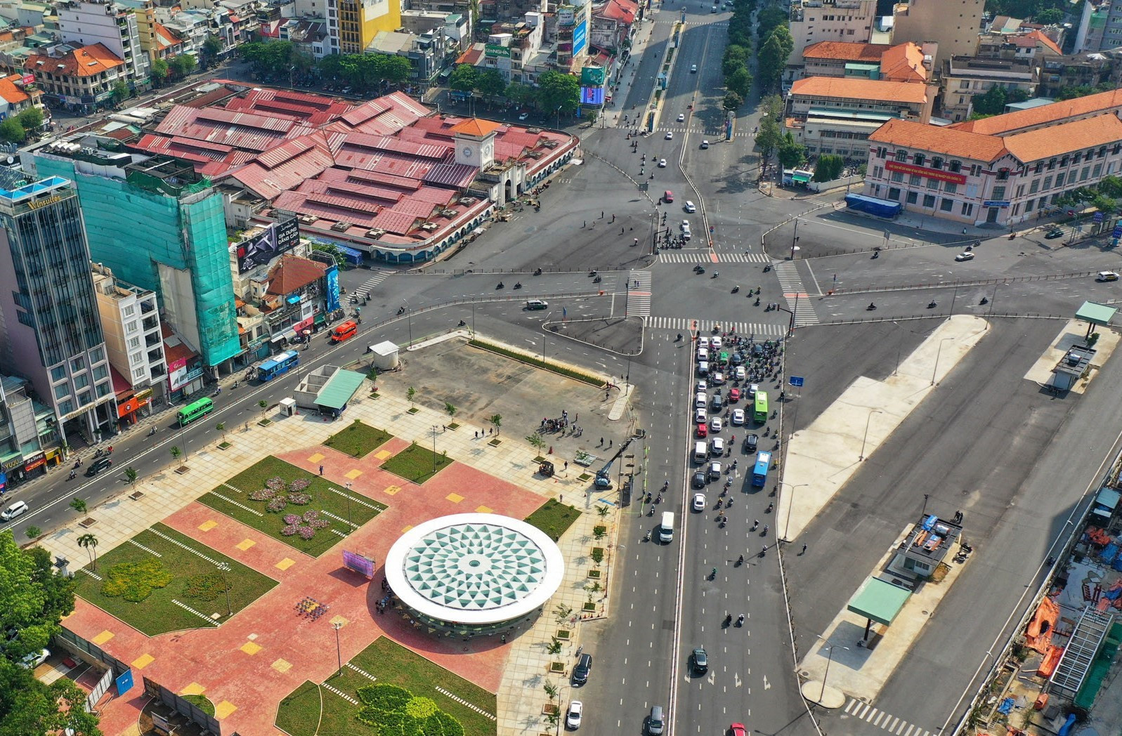 gieng troi hoa sen 5 1 526 950.jpg