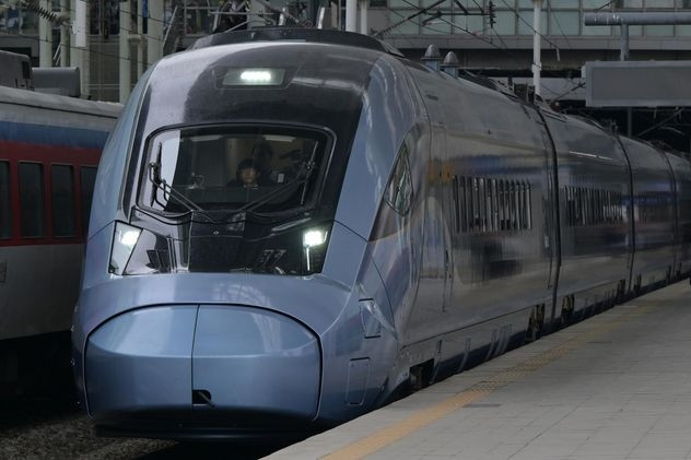 Hàn Quốc ra mắt tàu cao tốc nhanh thứ hai thế giới chỉ sau Trung Quốc