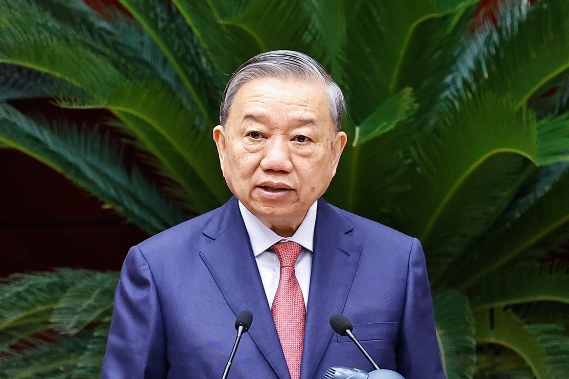 Khai mạc hội nghị Trung ương lần thứ 15: Xem xét công tác nhân sự Đại hội 14