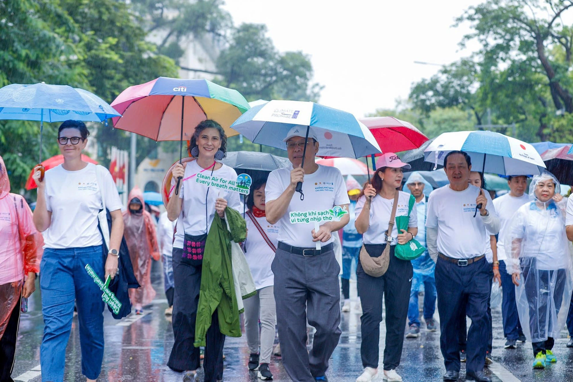 Không khí sạch cho bầu trời xanh: Cam kết Việt Nam với thế giới