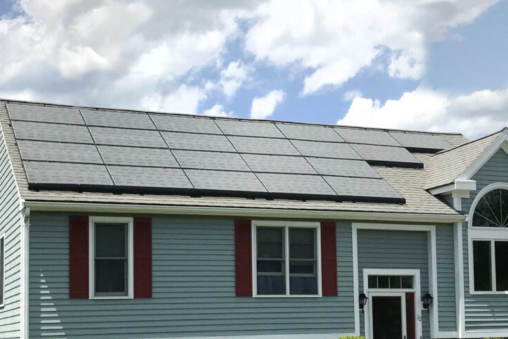 Lắp điện mặt trời và hệ thống lưu trữ, người dân sẽ tiết kiệm số tiền lớn