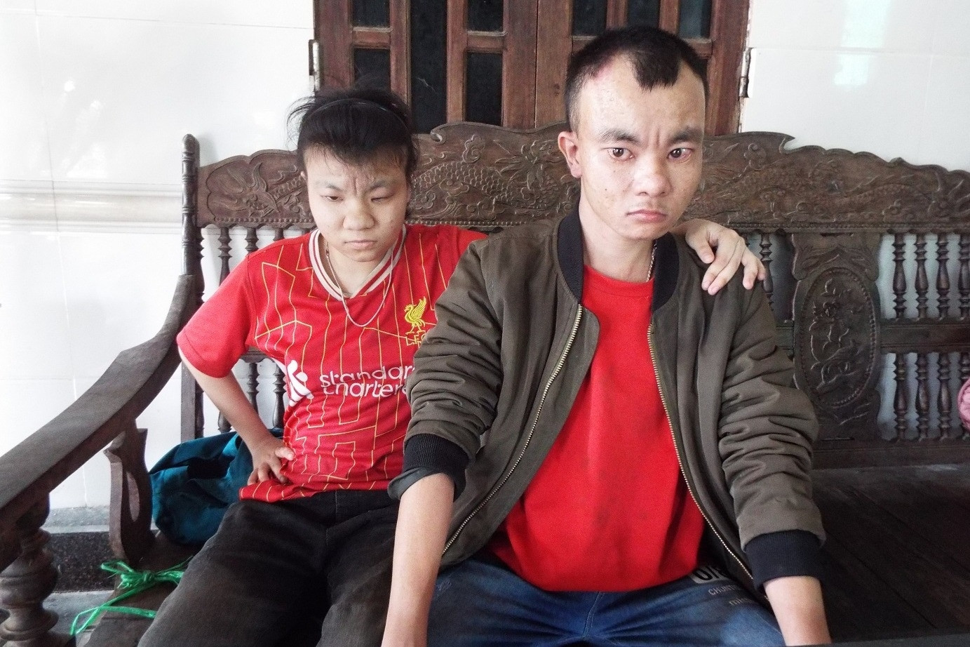  Mẹ đơn thân mắc ung thư nhìn 2 con tàn tật, lo sau này không có ai chăm sóc 