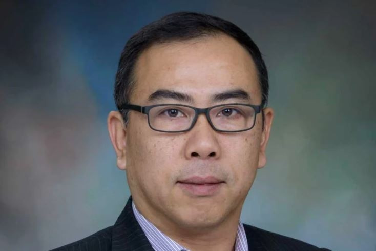 Ngôi sao về vắc xin rời Mỹ về nước nghiên cứu: Lý do không cần giải thích nhiều