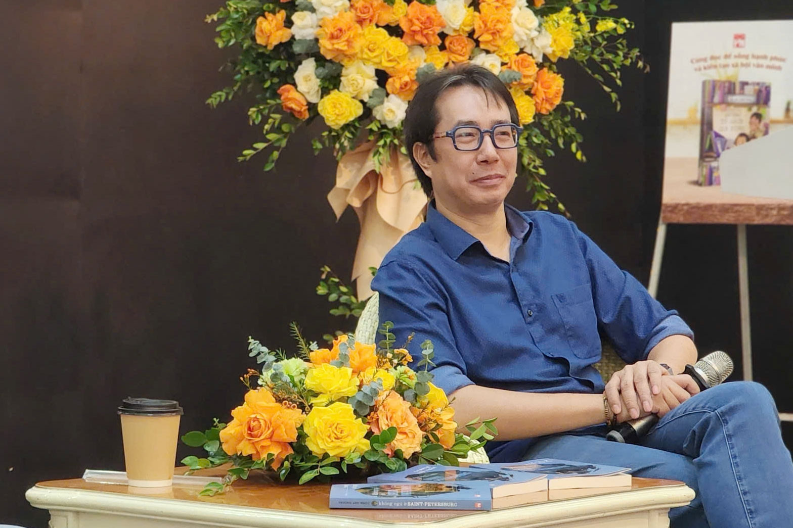  Nhà báo Trương Anh Ngọc ra mắt du ký 'Không ngủ ở Saint Petersburg' 