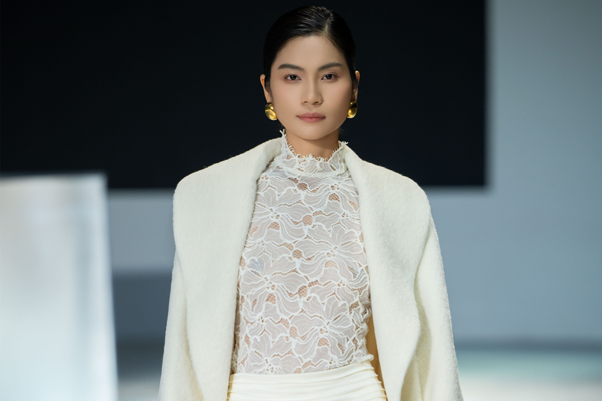  Quán quân Kim Dung gợi cảm và thần thái 