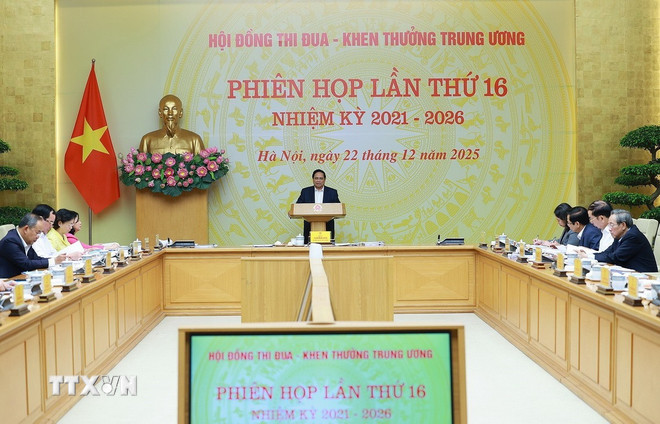 ttxvn-thu-tuong-phien-hop-lan-thu-16-cua-hoi-dong-thi-dua-khen-thuong-trung-uong-1.jpg