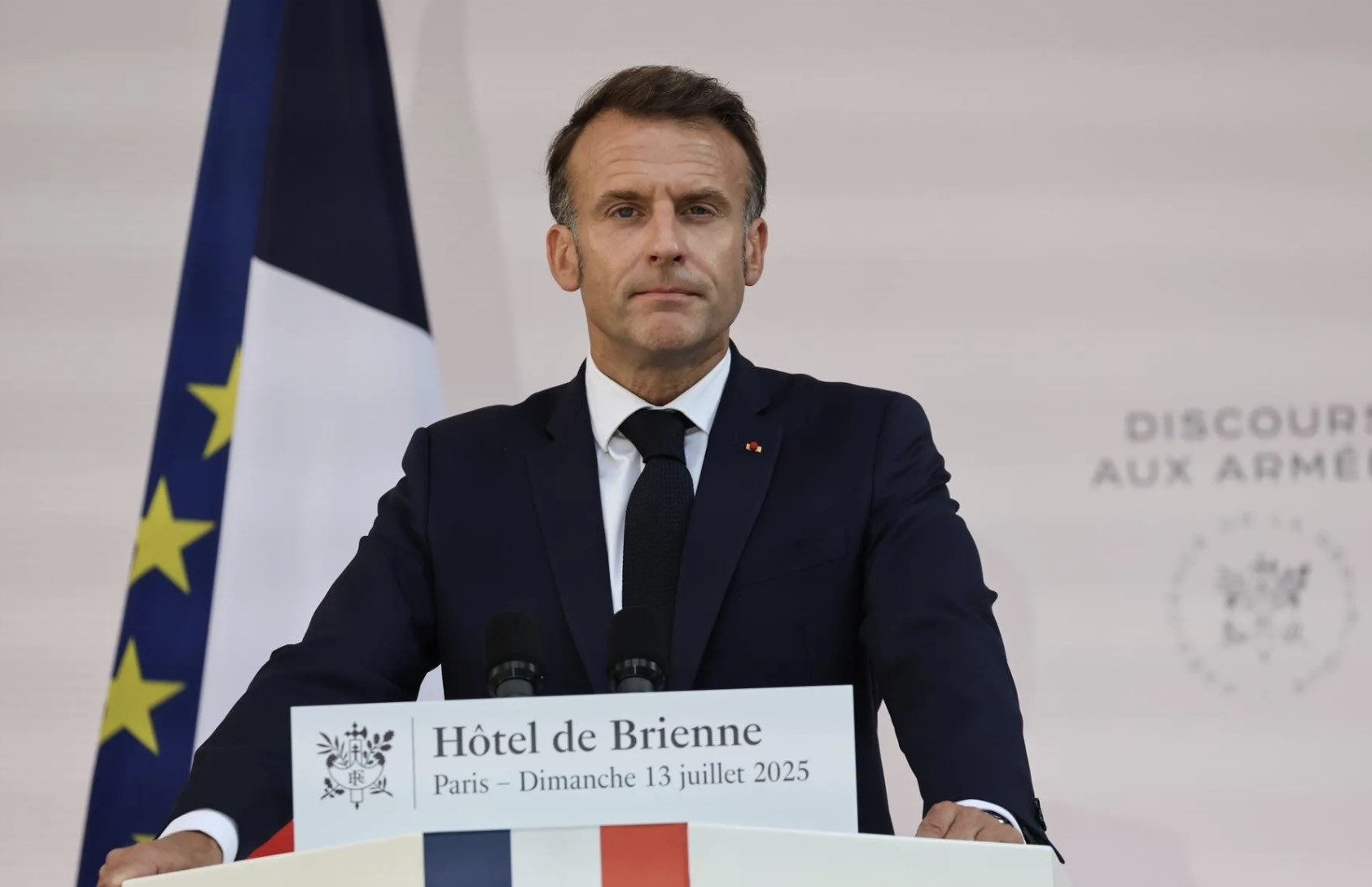 Tổng thống Pháp công bố kế hoạch đóng tàu sân bay mới