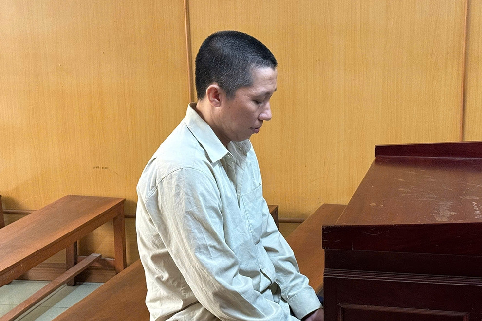 Sentenced to death for murdering the female homeowner, robbing property and then setting fire to destroy the evidence