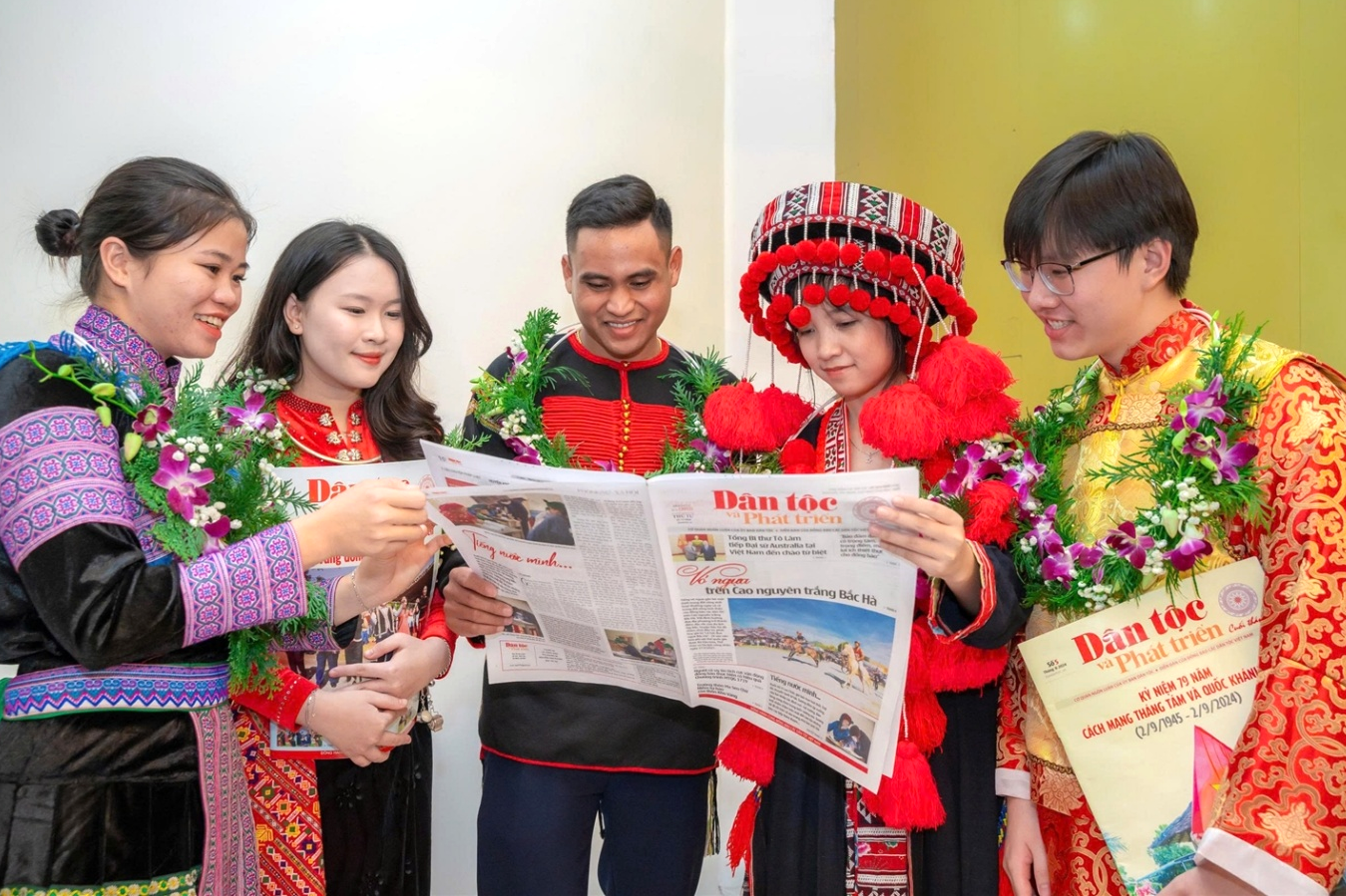 Tuyên dương học sinh, sinh viên, thanh niên DTTS xuất sắc: Hiệu quả từ đầu tư cho giáo dục vùng cao