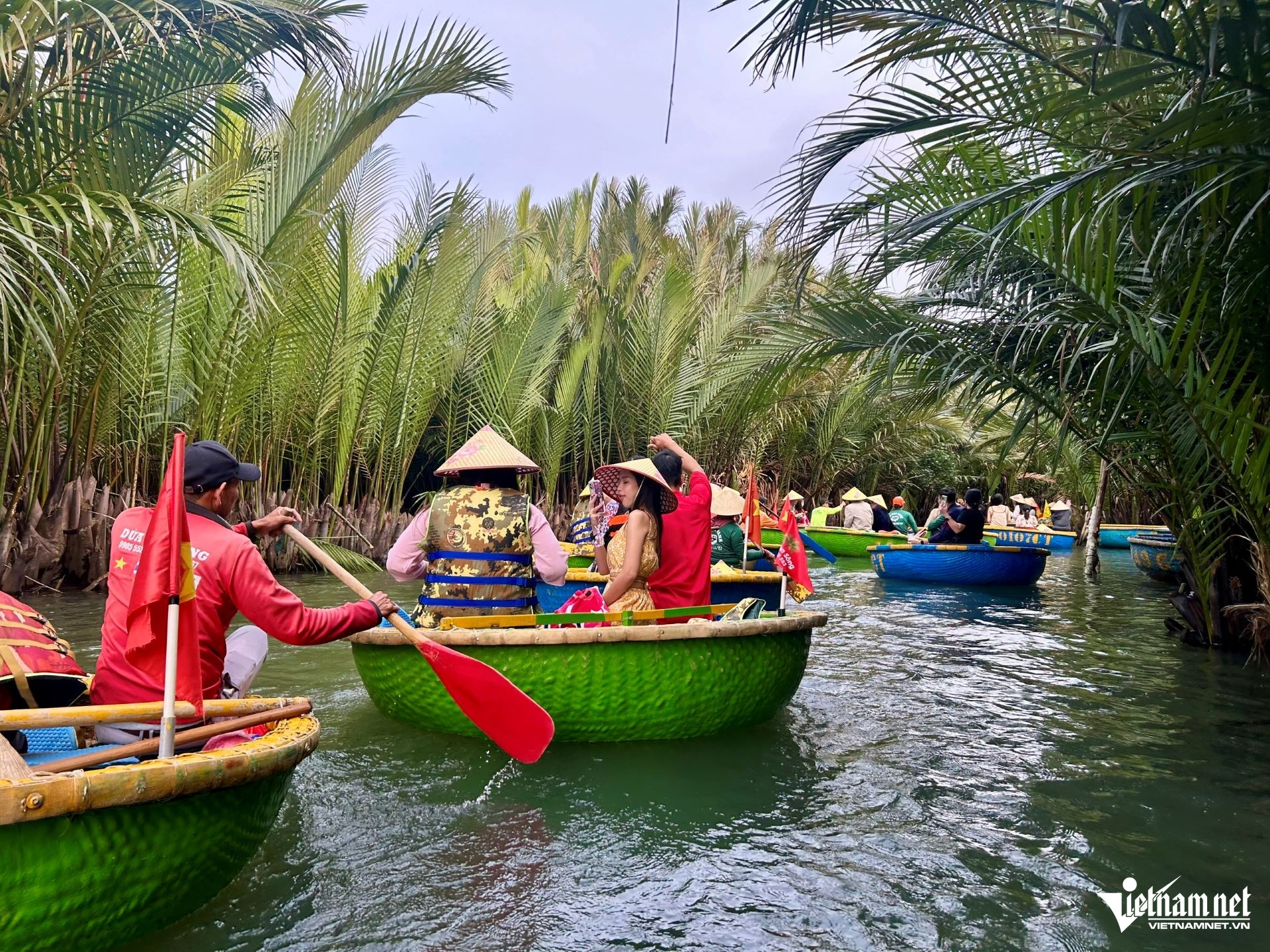 W-9. Nâng cao năng lực cán bộ thúc đẩy phát triển du lịch nông thôn bền vững.jpg