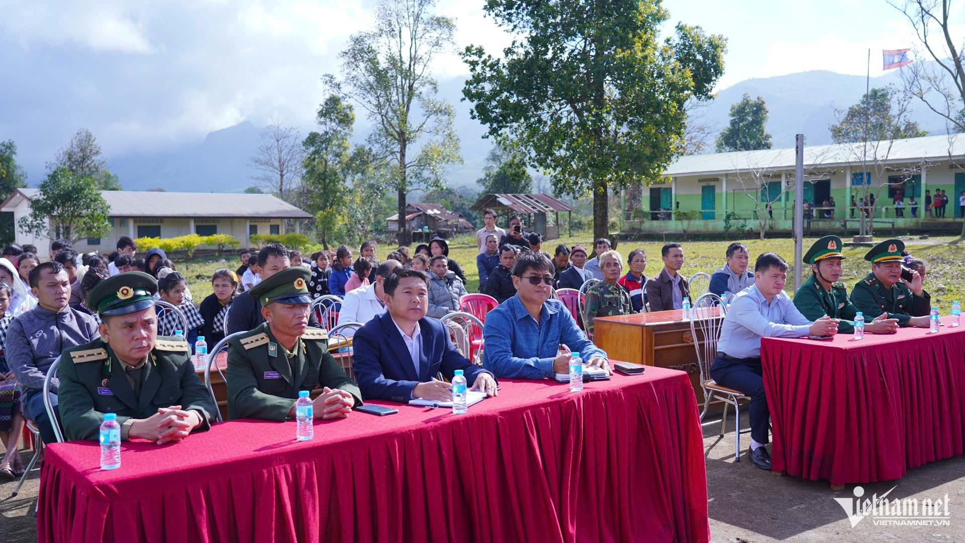 W-Hướng Lâp 4.jpg