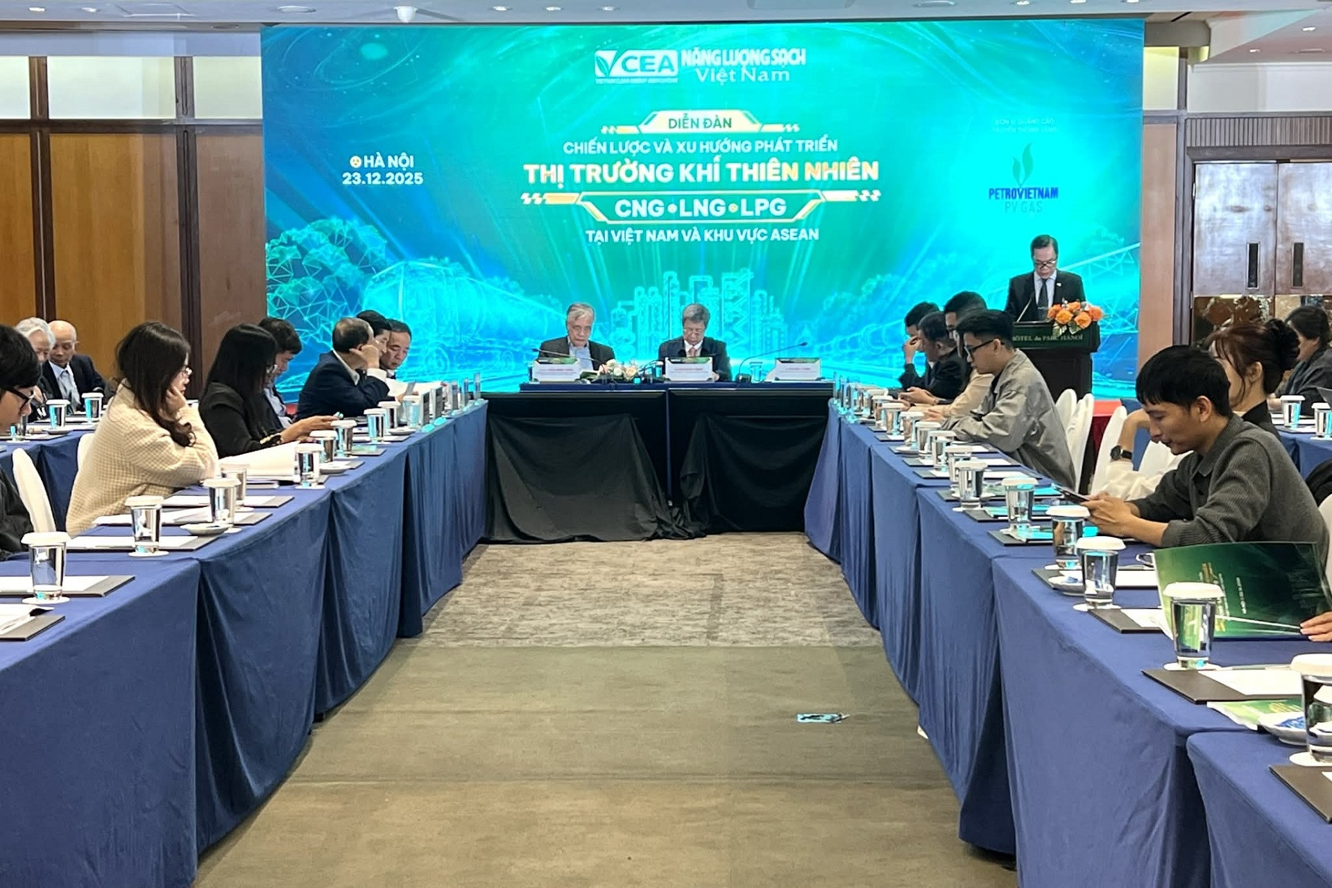 Khí thiên nhiên: Cơ hội và thách thức thực hiện cam kết giảm phát thải