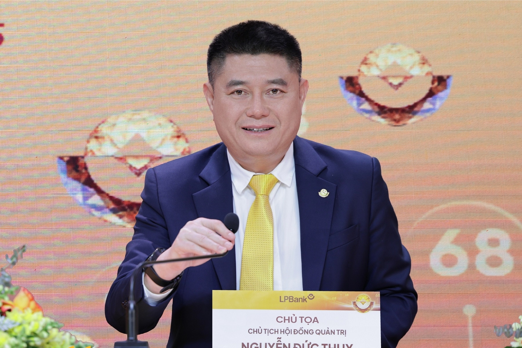 Ông Nguyễn Đức Thuỵ rời ghế Chủ tịch LPBank