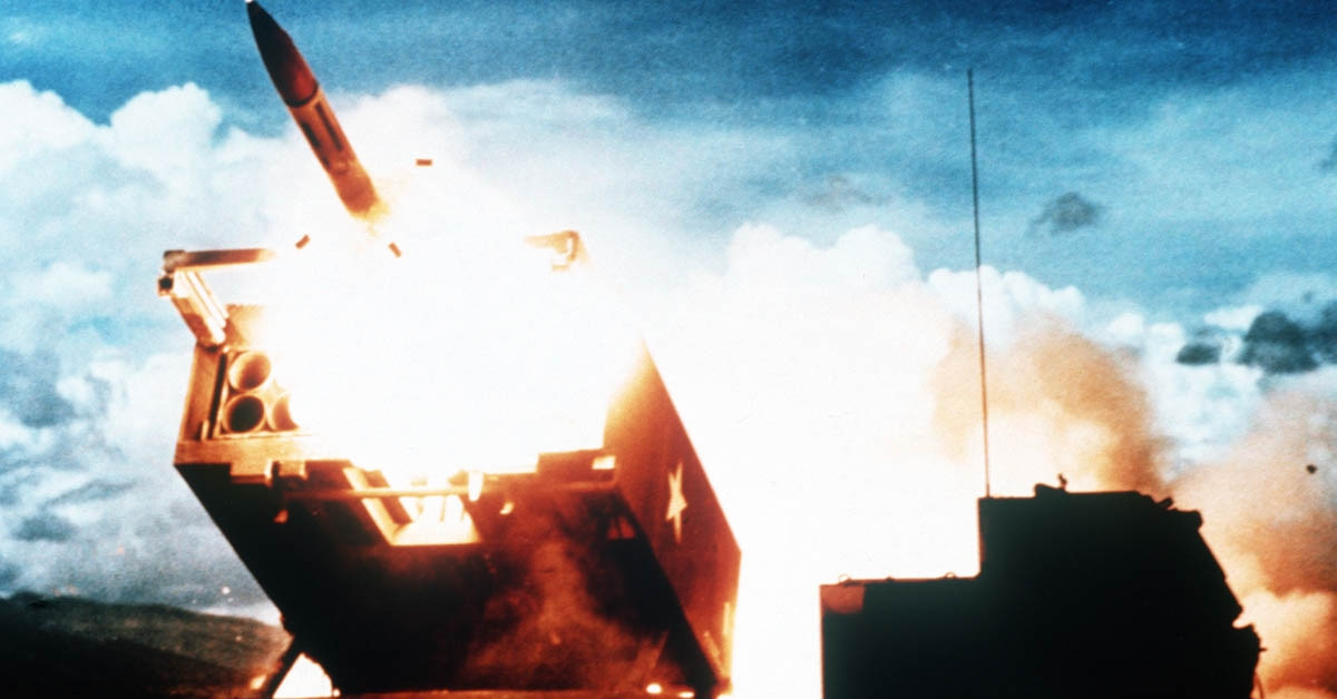 Pháo phản lực phóng loạt M270 MLRS, công nghệ đỉnh cao, uy lực khủng khiếp