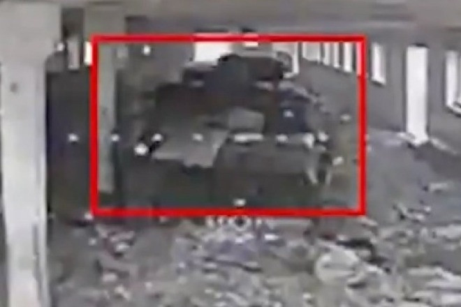 UAV Ukraine phá tung xe phòng không và pháo tự hành Nga ở tiền tuyến