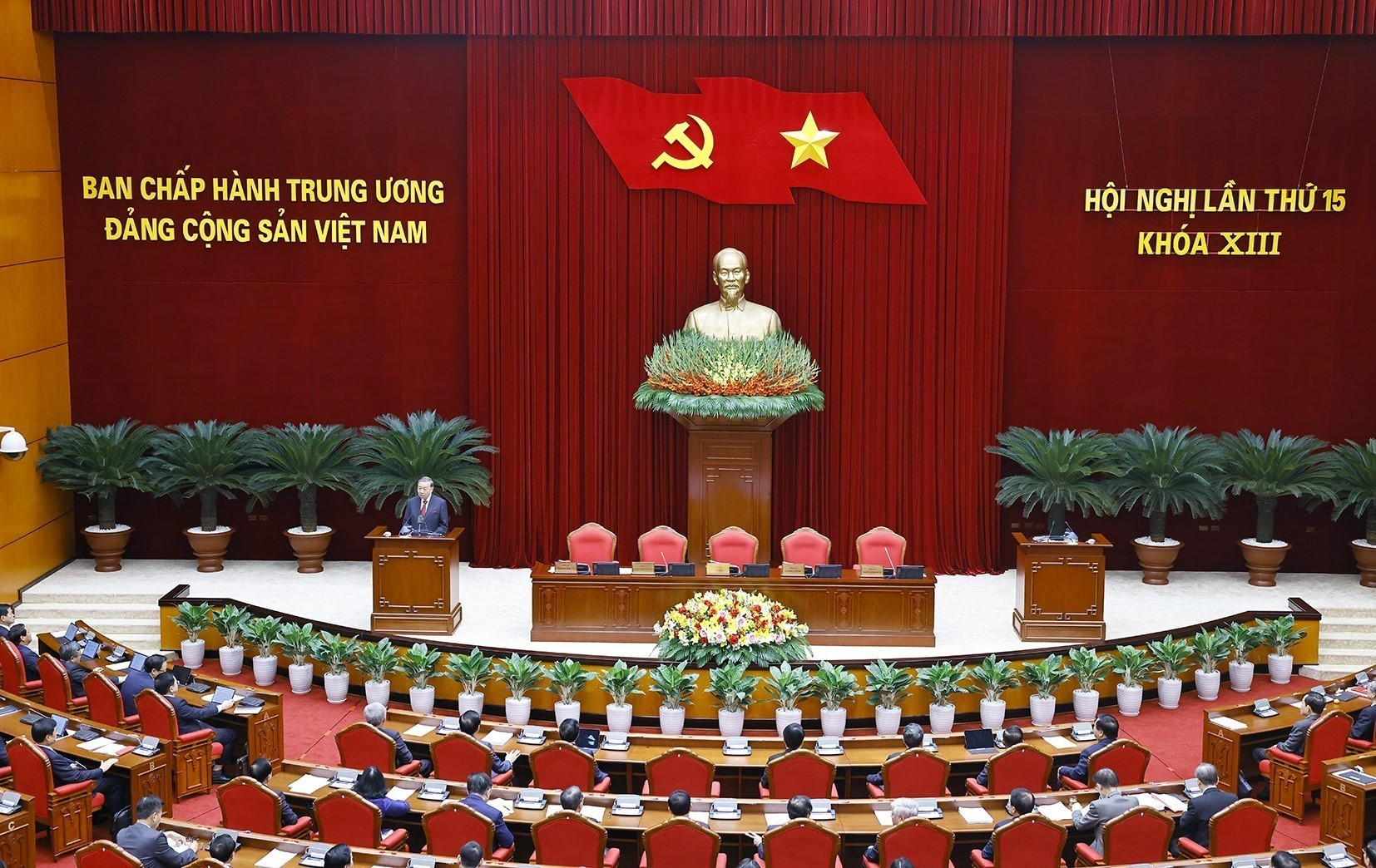 vnapotalbemachoinghilanthu15banchaphanhtrunguongkhoaxiii8488947 1766460237174268216784.jpg