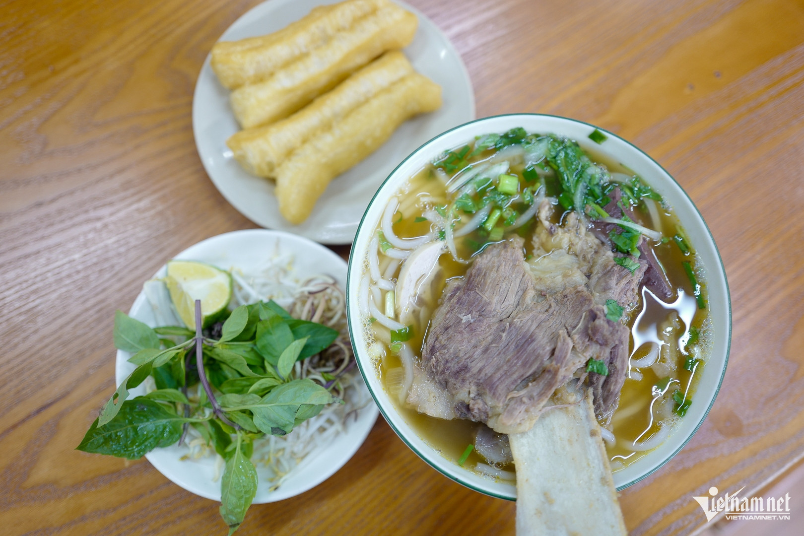 W-bun bo hue 10.jpg