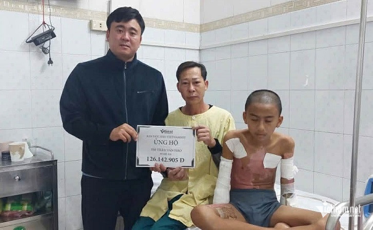 W-cc08ab73 9304 4d86 a24f f44b7f42f2fa.jpg