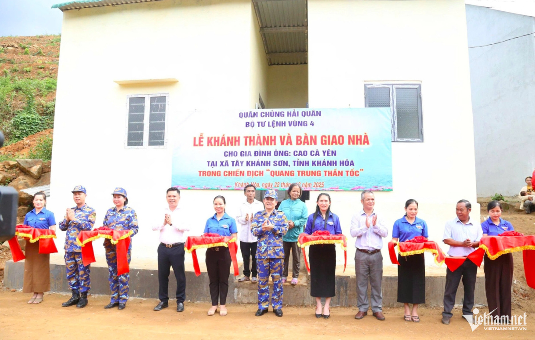 W-Vùng 4 hải quân 1.jpg