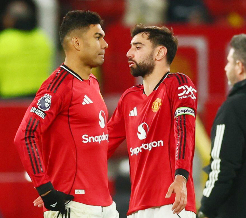 www_thesun_co_uk RF GRAPHIC MANU TARGETS 18DEC.jpg