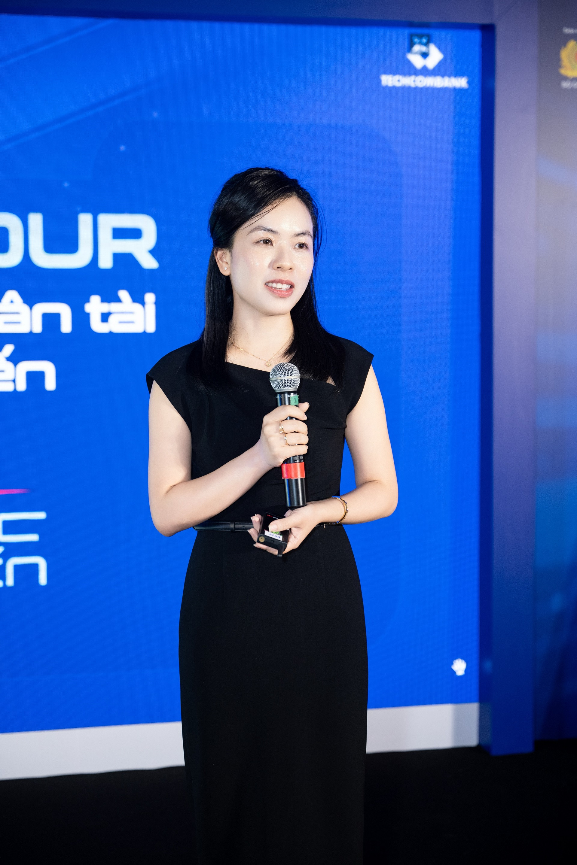 Ảnh 4_Bà Nguyễn Lê Thảo Nguyên – Phó Giám đốc Khối Nhân sự, Ngân hàng Techcombank.jpg