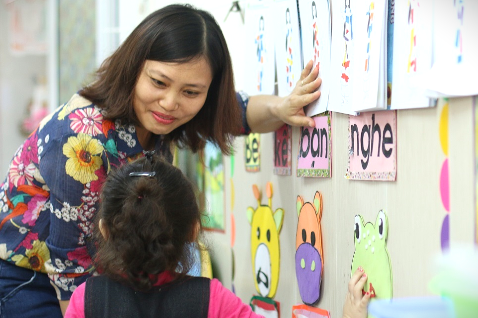 Giáo viên mầm non sắp được tính thời gian đón và trả trẻ vào giờ làm việc