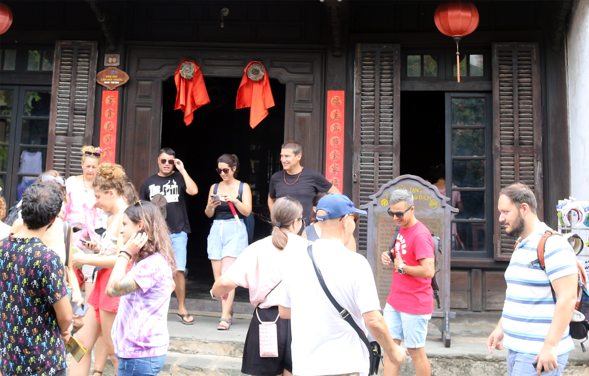 Du lịch Việt Nam: Từ 'đóng băng' vì Covid-19 đến cú bứt phá ấn tượng