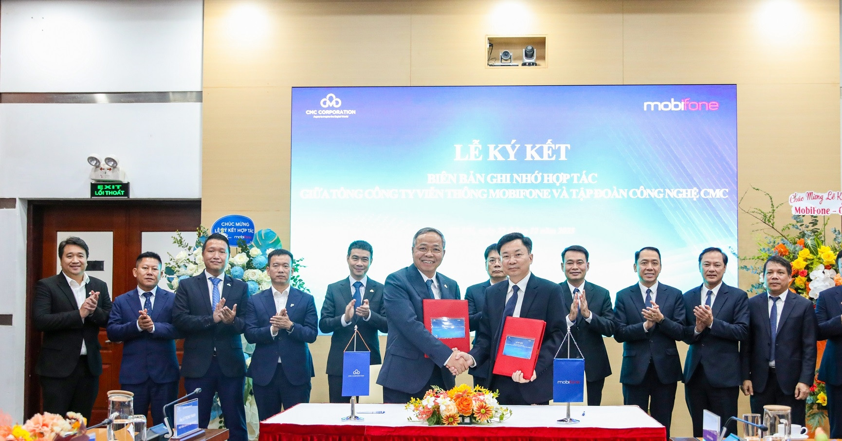 MobiFone ‘bắt tay’ CMC, thúc đẩy chuyển đổi số và chuyển đổi AI