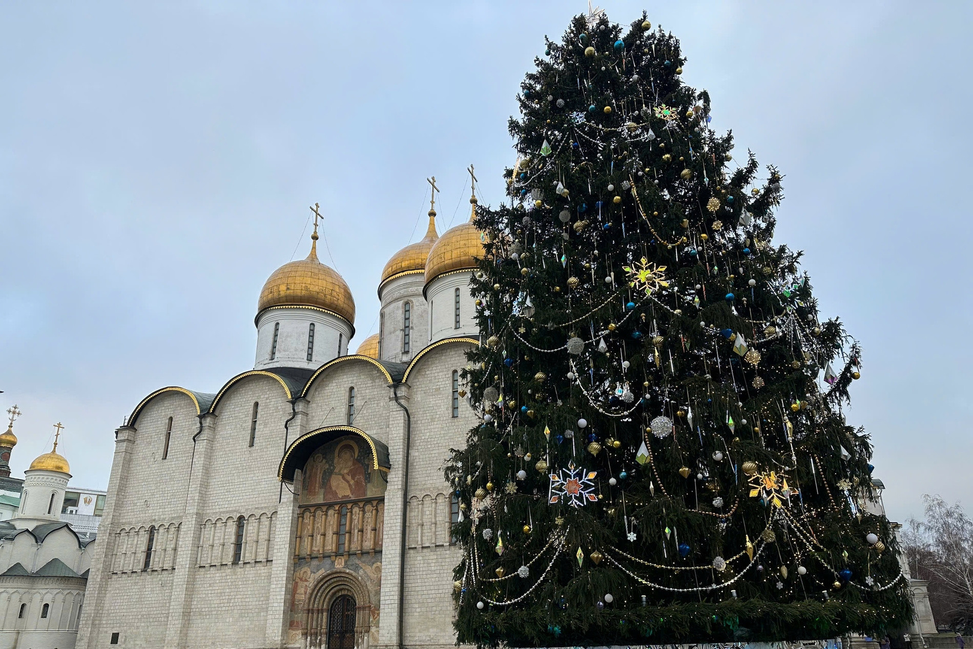  Moscow mùa Giáng sinh: Bản hòa ca ánh sáng giữa mùa đông nước Nga 