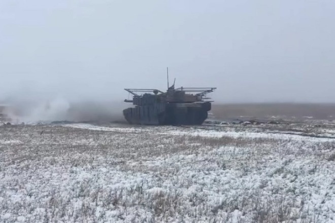 Ukraine tung video xe tăng Abrams tác chiến tại 'điểm nóng' Pokrovsk 