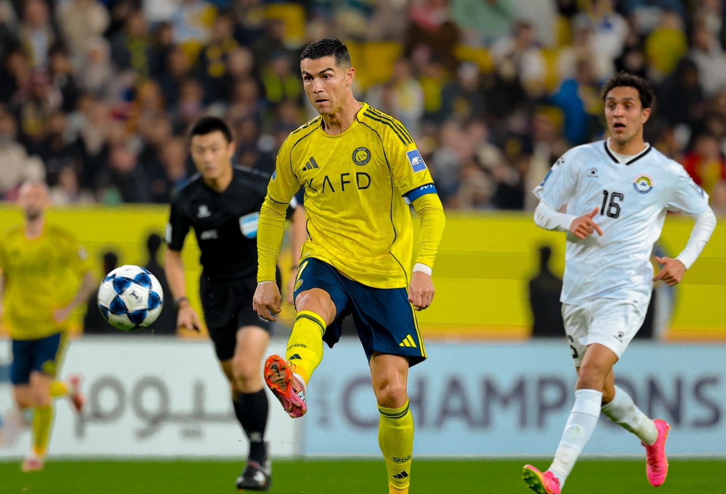 Ronaldo 'dọn cỗ' cho Felix, Al Nassr thẳng tiến vòng 1/8 giải châu Á