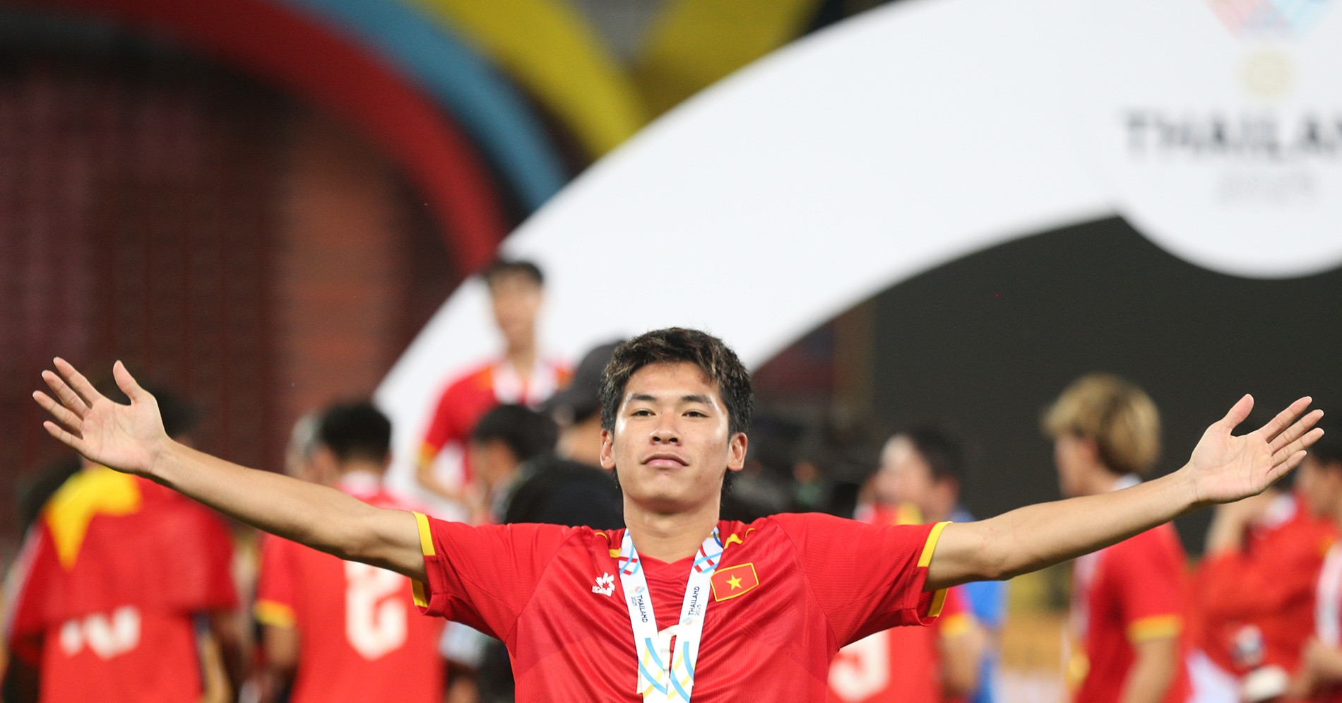 Cầu thủ U23 Việt Nam mang nem chua, mong gặp Ronaldo ở giải châu Á