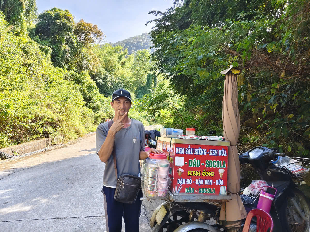 chú bán kem đảo hòn sơn kiên giang
